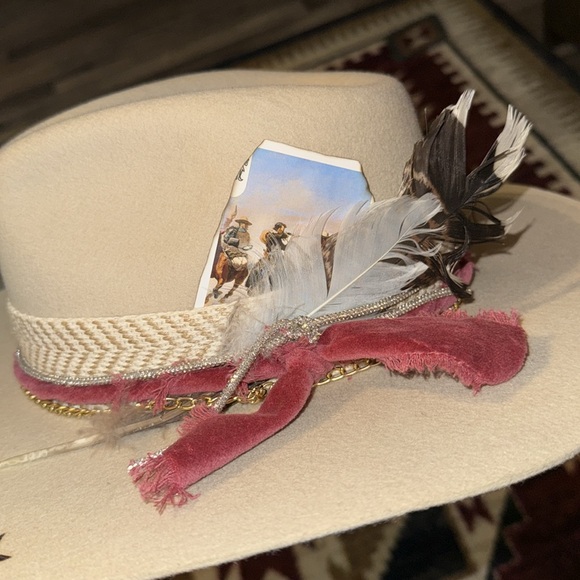 Custom fedora - Picture 3 of 3